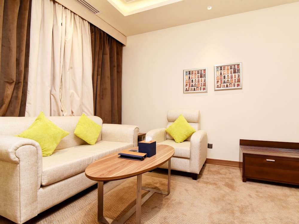 فندق مينا تبوك(Mena Hotel Tabuk) 22/42