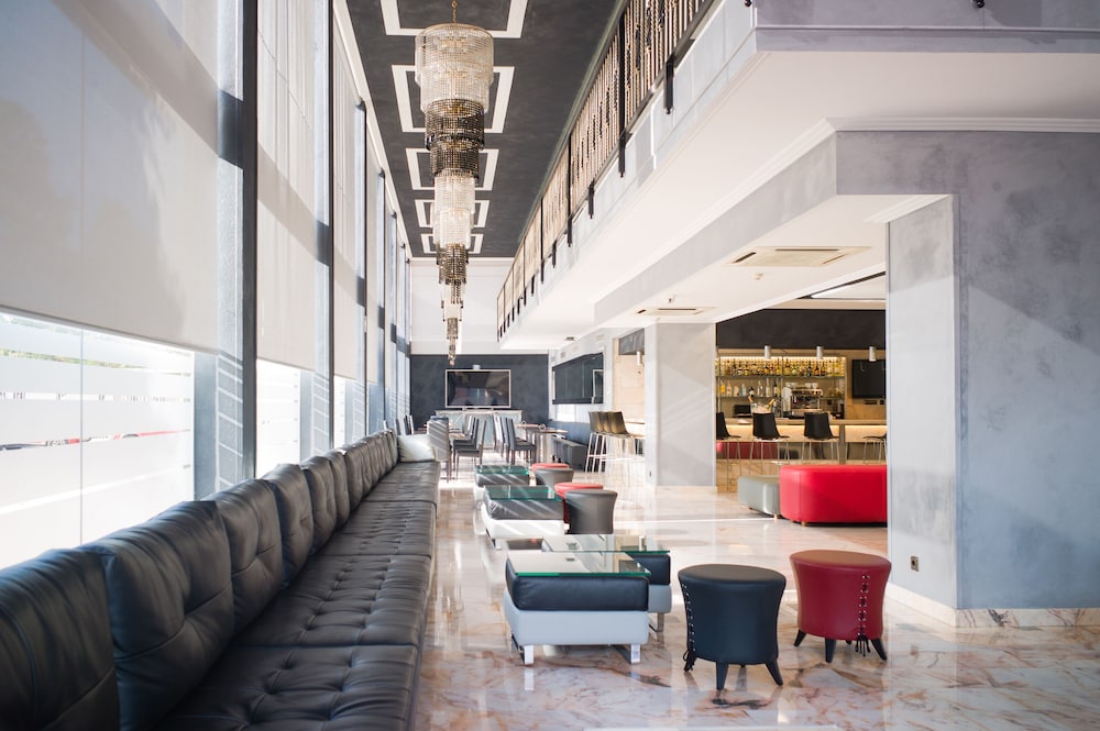 Salles Hotel Ciutat Del Prat 40/71