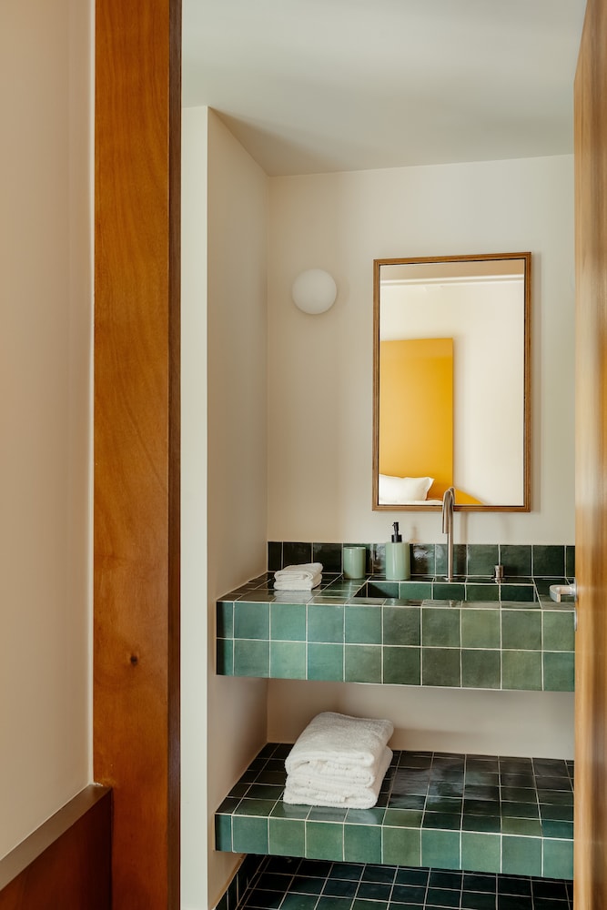 Edgar Suites Bouchardon 23/28