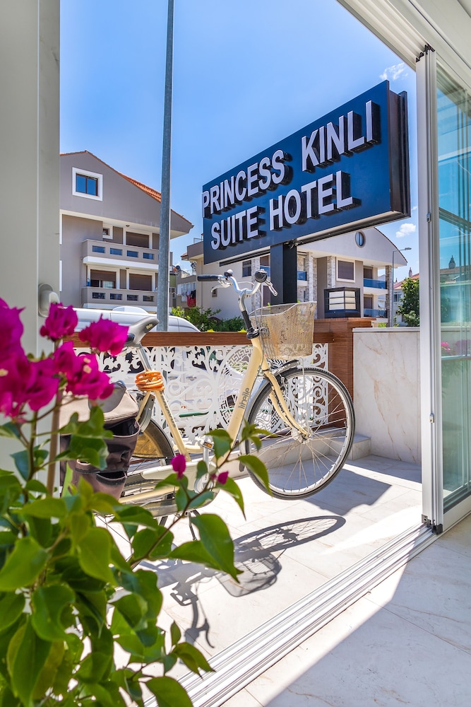 Princess Kinli Suites Hotel 13/38