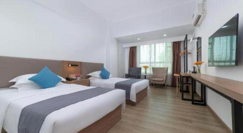 Greentree Inn Zhongshan Nanlang Town Light Rail Station Hotel 12/44