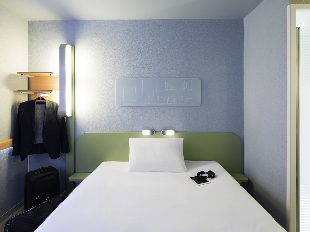Ibis Budget Zurich Airport 21/69