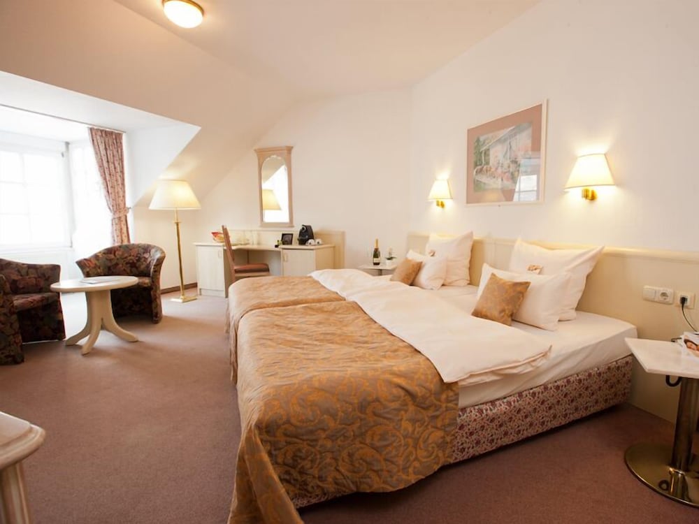Hoteltraube Rudesheim 20/50