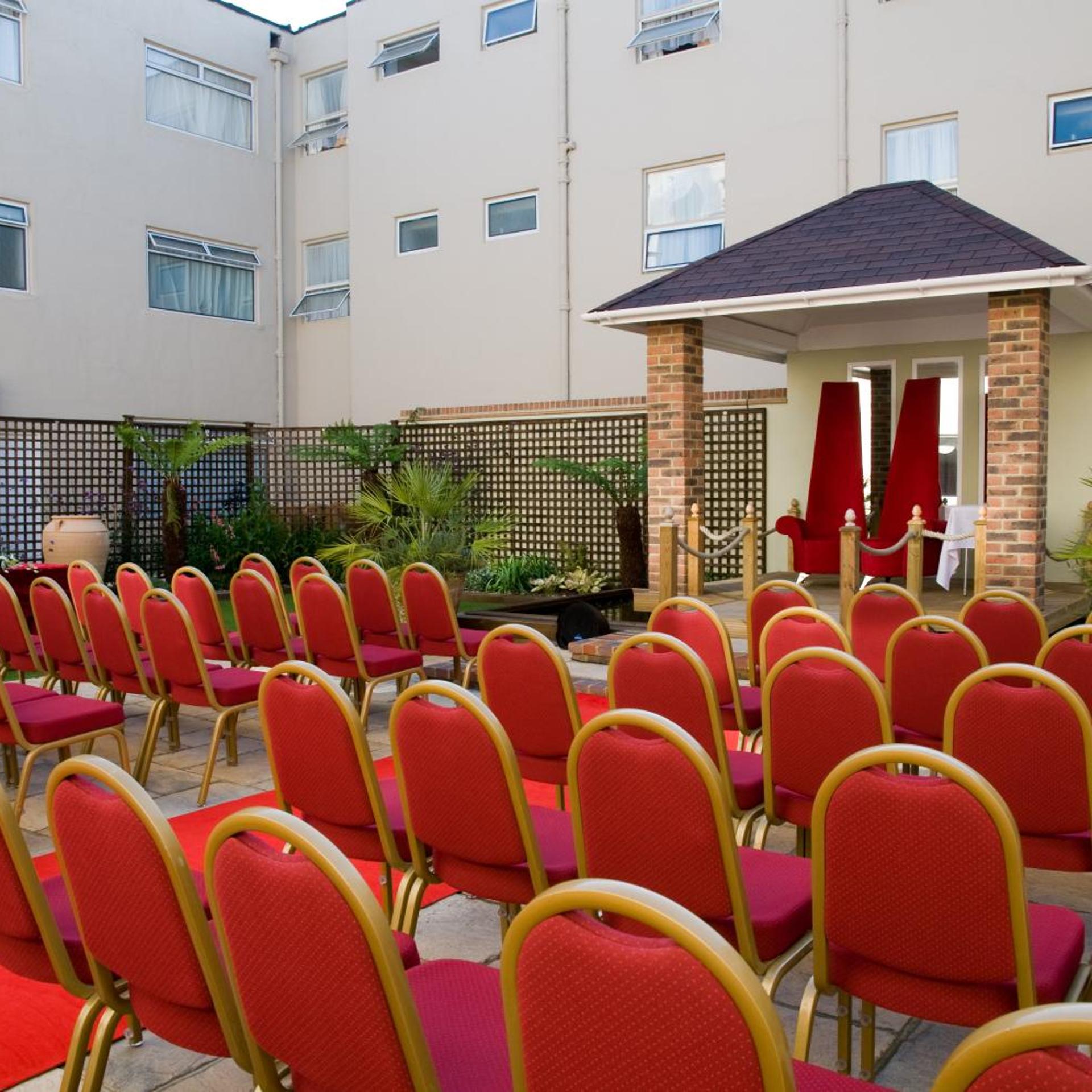 King Charles Hotel 25/27