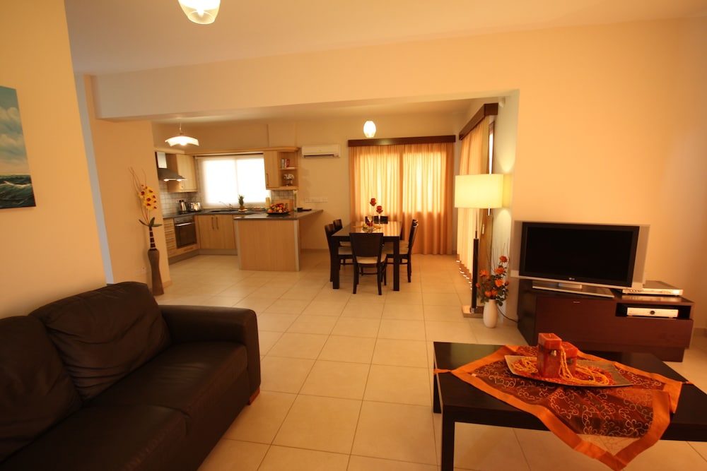 Vineland Holiday Villas 16/48