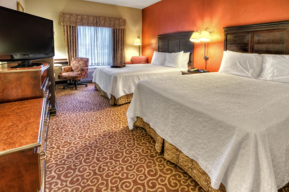 Hampton Inn Arkadelphia 12/43