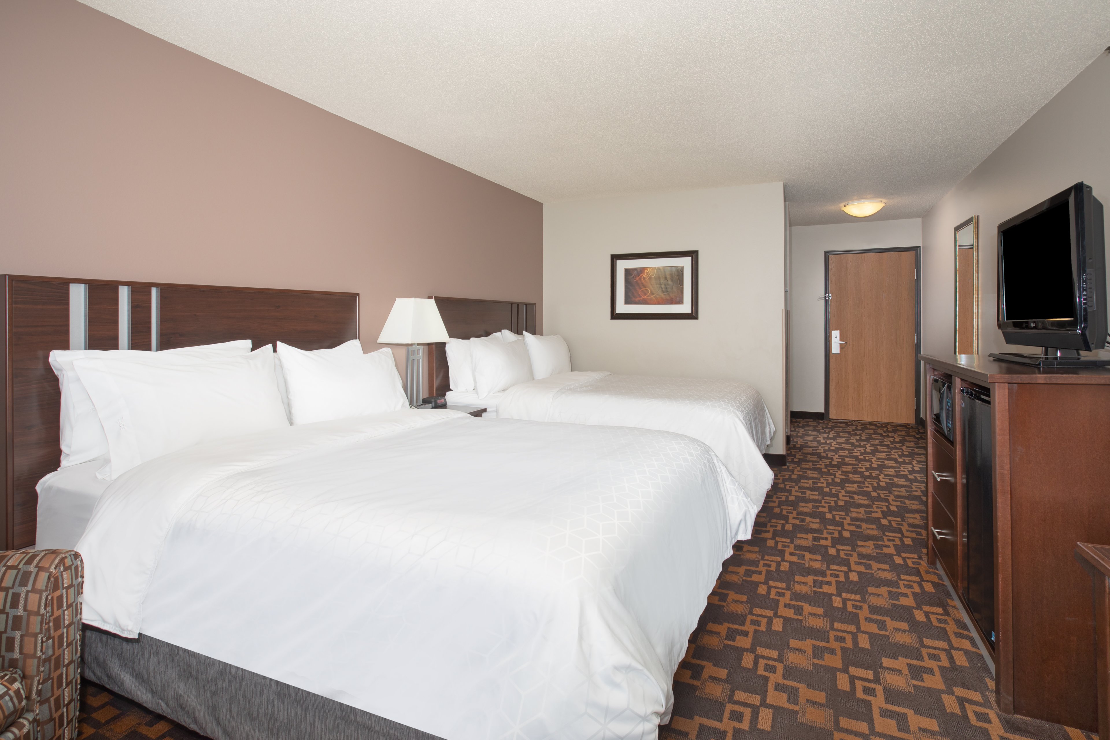 Holiday Inn Express Hotel Suites Yankton 28/71