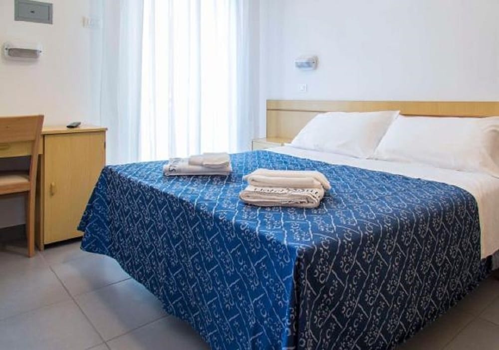 Nautilus Hotel photo3