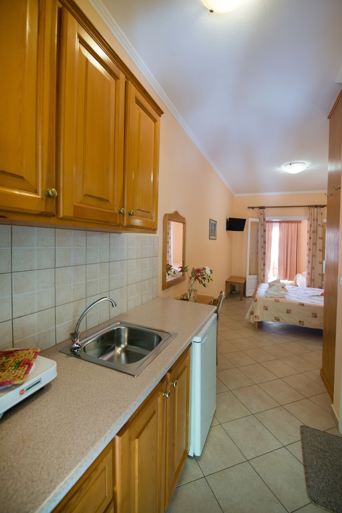 Sofia Hotel 35/60