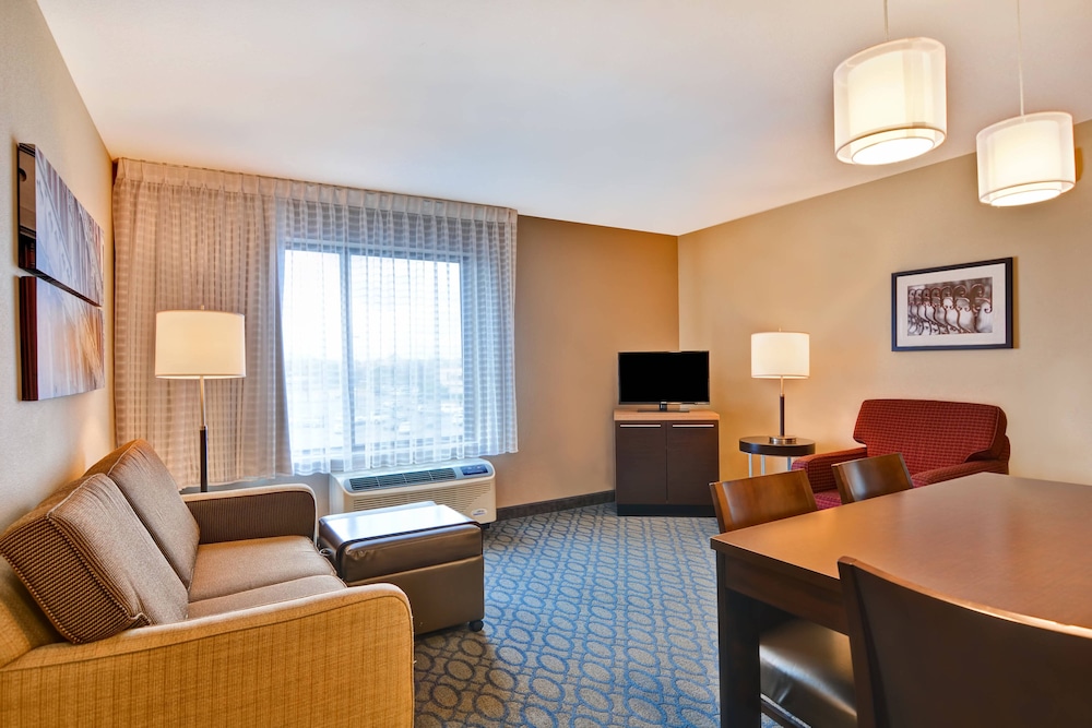 Towneplace Suites By Marriott Alexandria 26/35