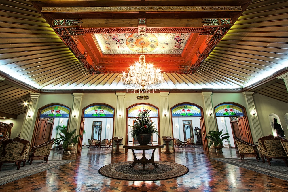 Kusuma Sahid Prince Hotel Solo 34/37