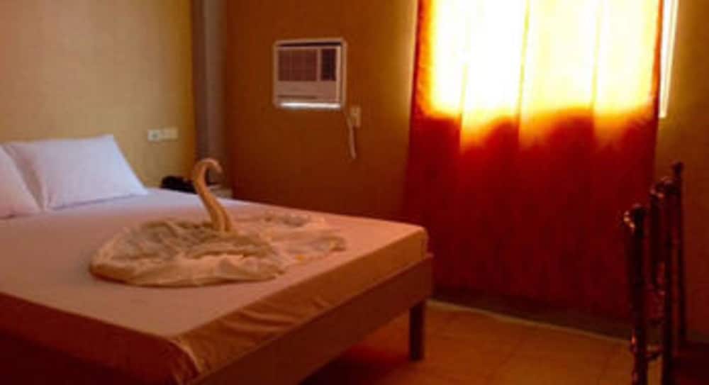 Ukl Ever Resort Hotel 16/40