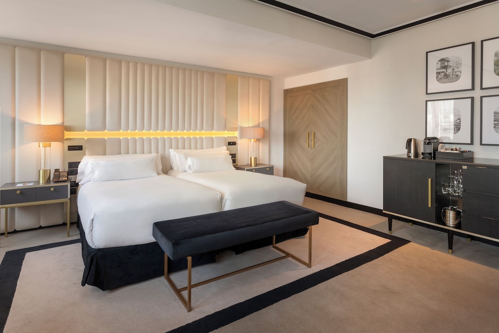 The Level At Melia Castilla 29/76