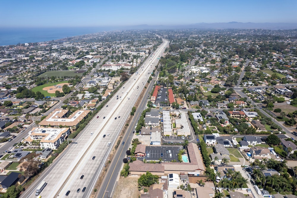Motel 6 Carlsbad, CA - North Near Legoland 56/66