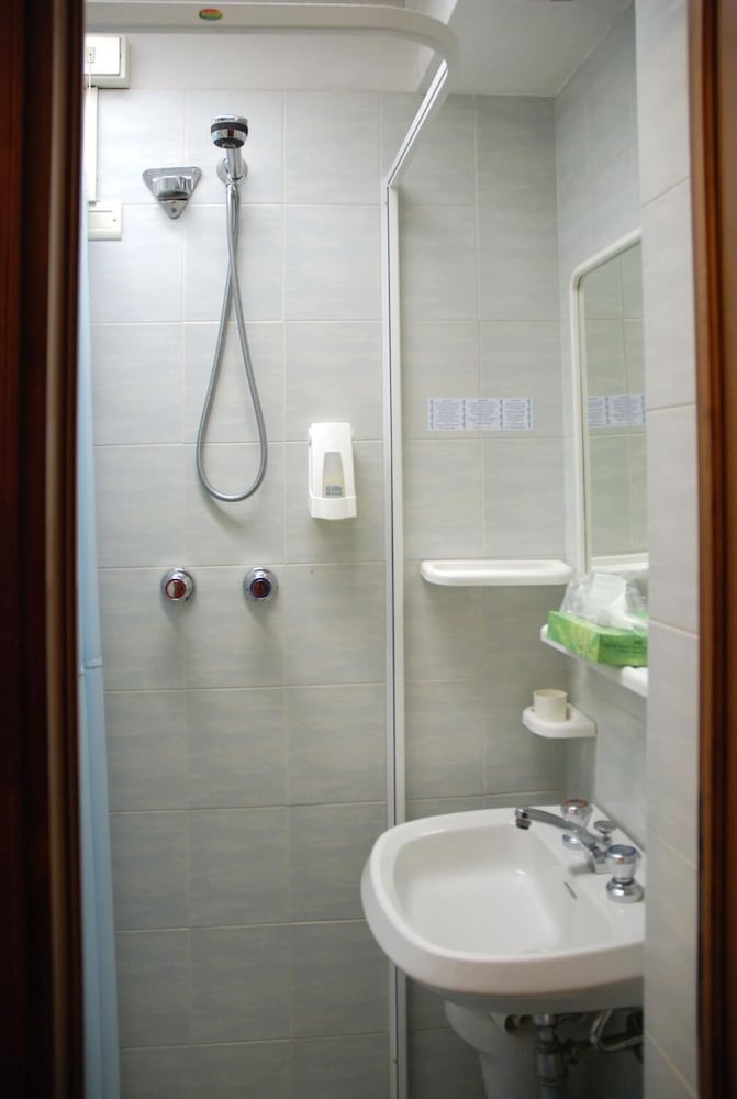 Hotel Alassio 40/43