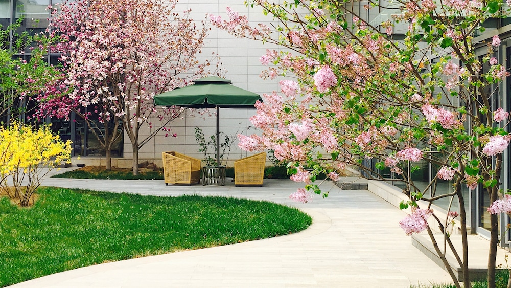 Holiday Inn Beijing Shijingshan Parkview 7/78
