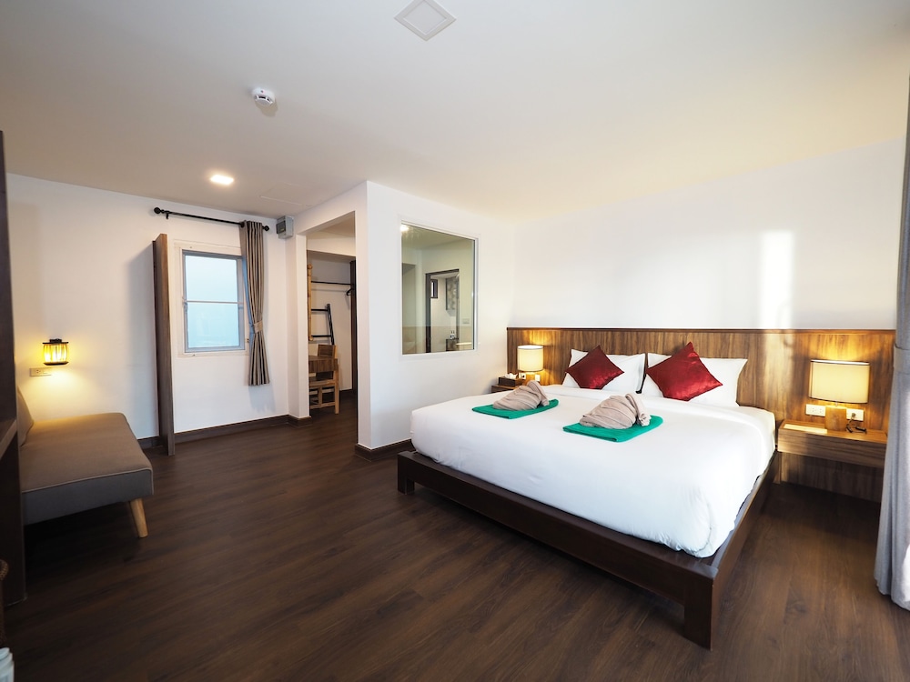 Southern Lanta Resort. 22/75