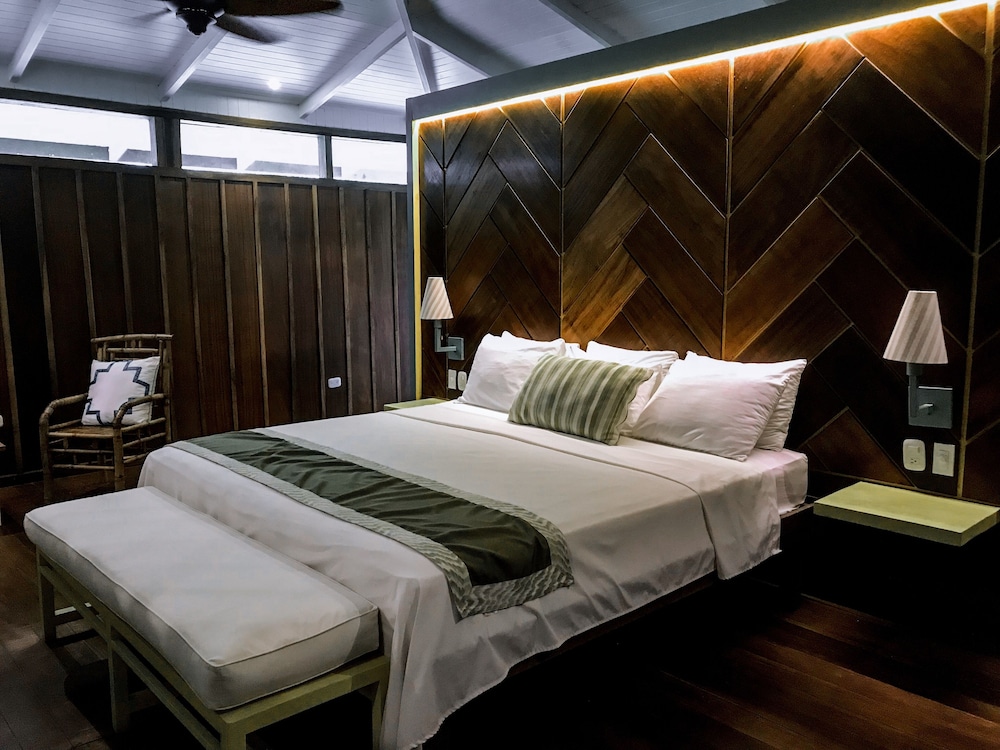 Mawamba Lodge 24/67