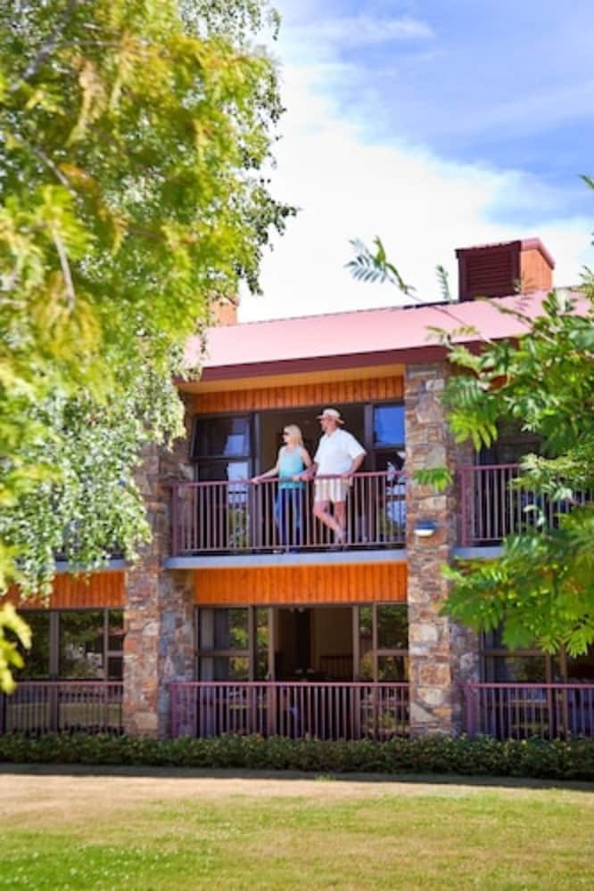 Distinction Mackenzie Country Hotel Twizel 2/57
