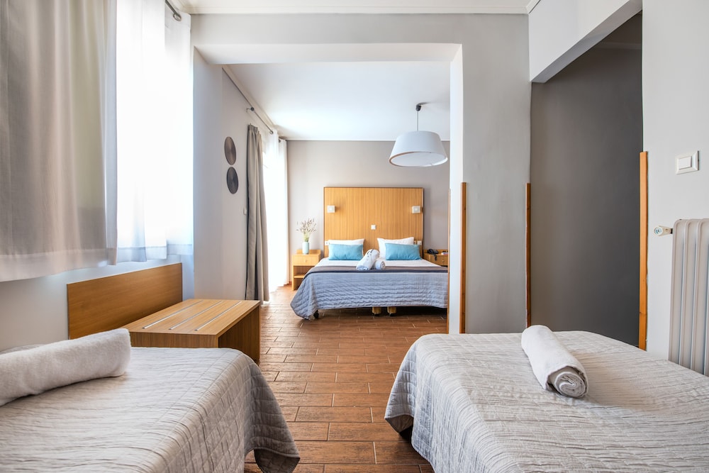 Myrto Hotel 29/90