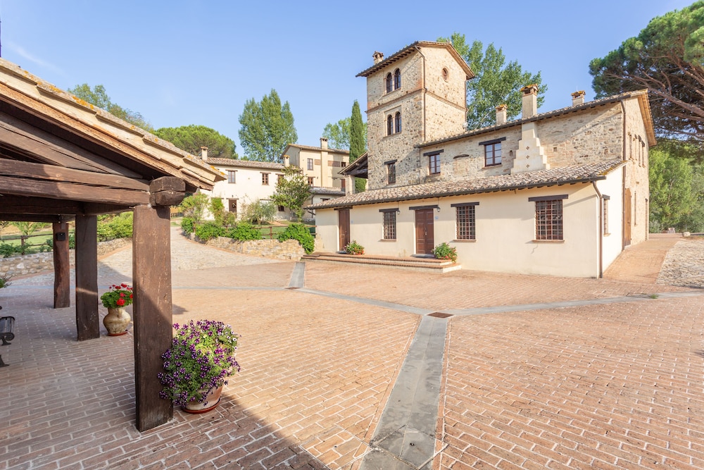 GH Borgo Pulciano 39/50
