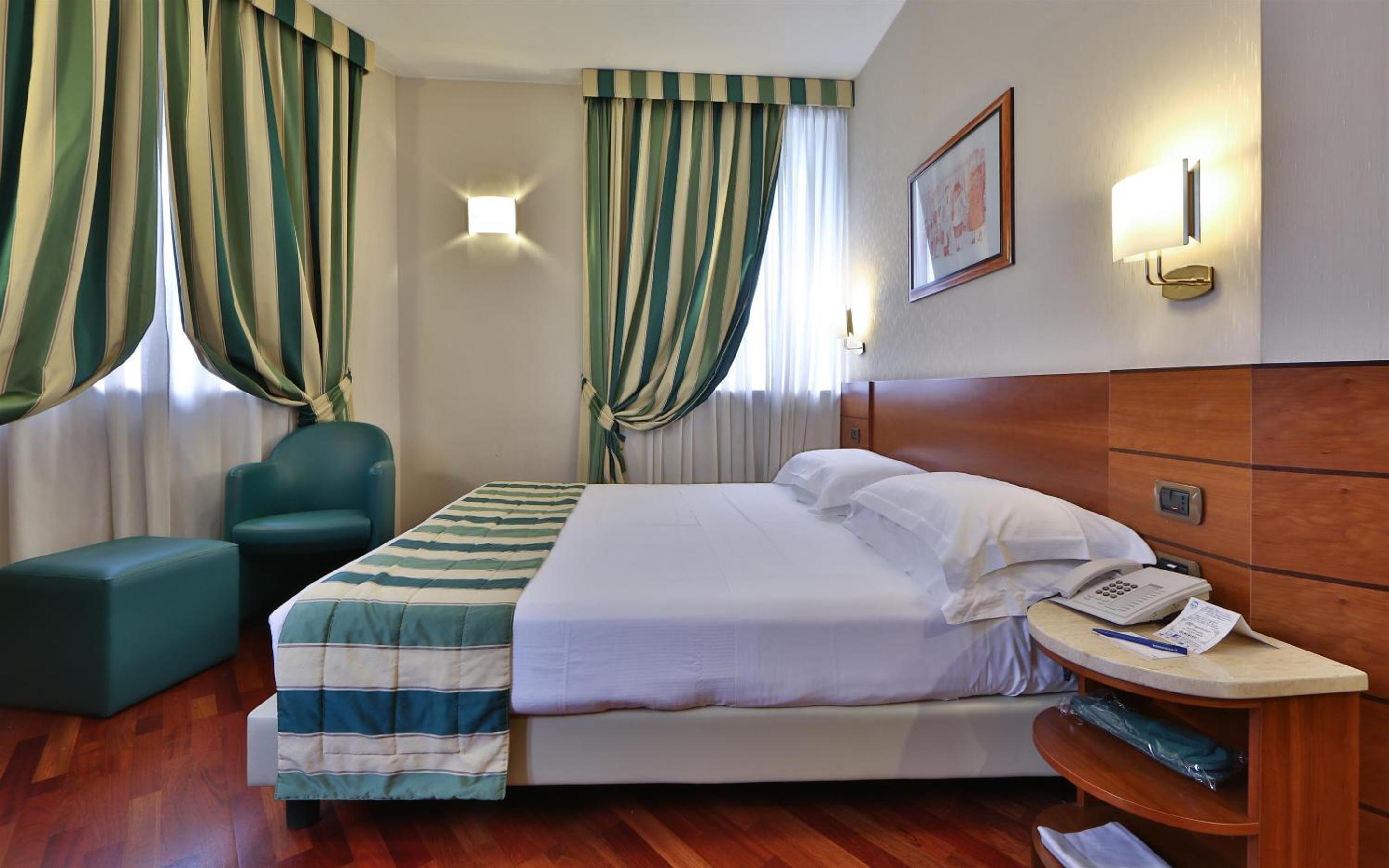غرفة رباعية، Hotel Mirage Sure Hotel Collection By Best Western 6/10