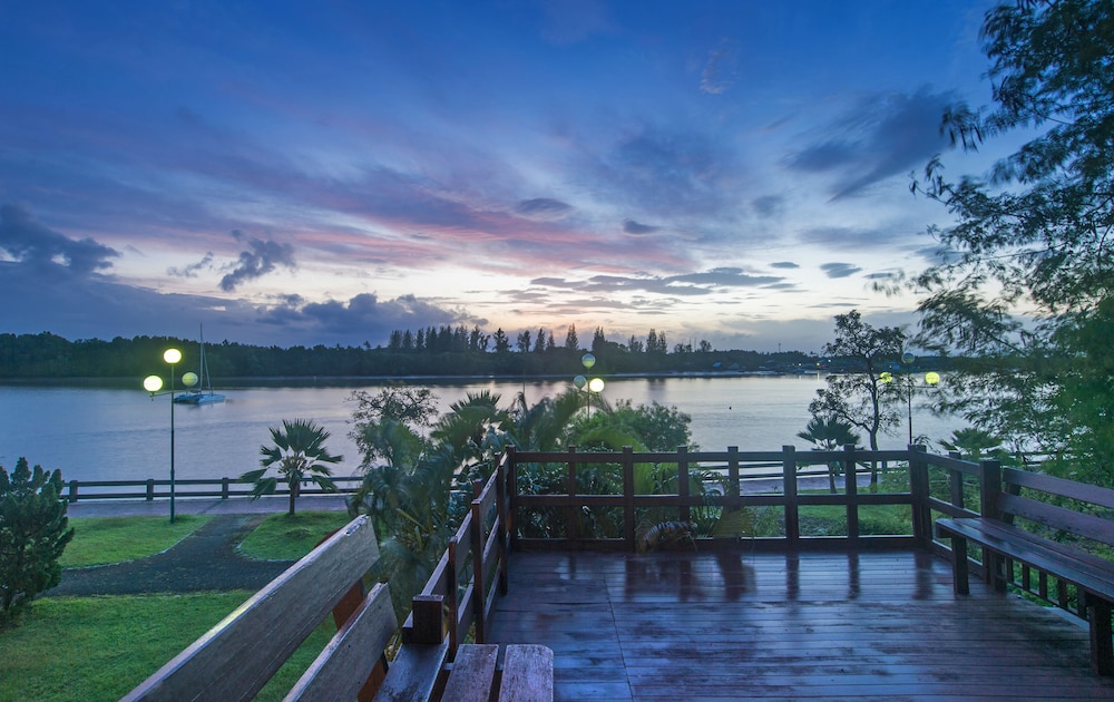 Krabi City Seaview Hotel 44/50