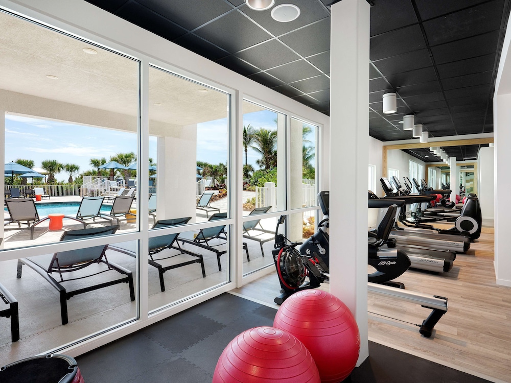 Hilton Garden Inn Cocoa Beach Oceanfront 37/79