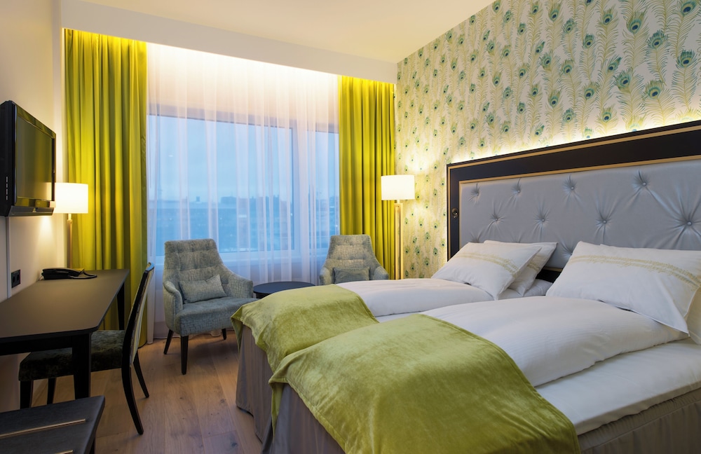 STANDARD, TWIN BEDS