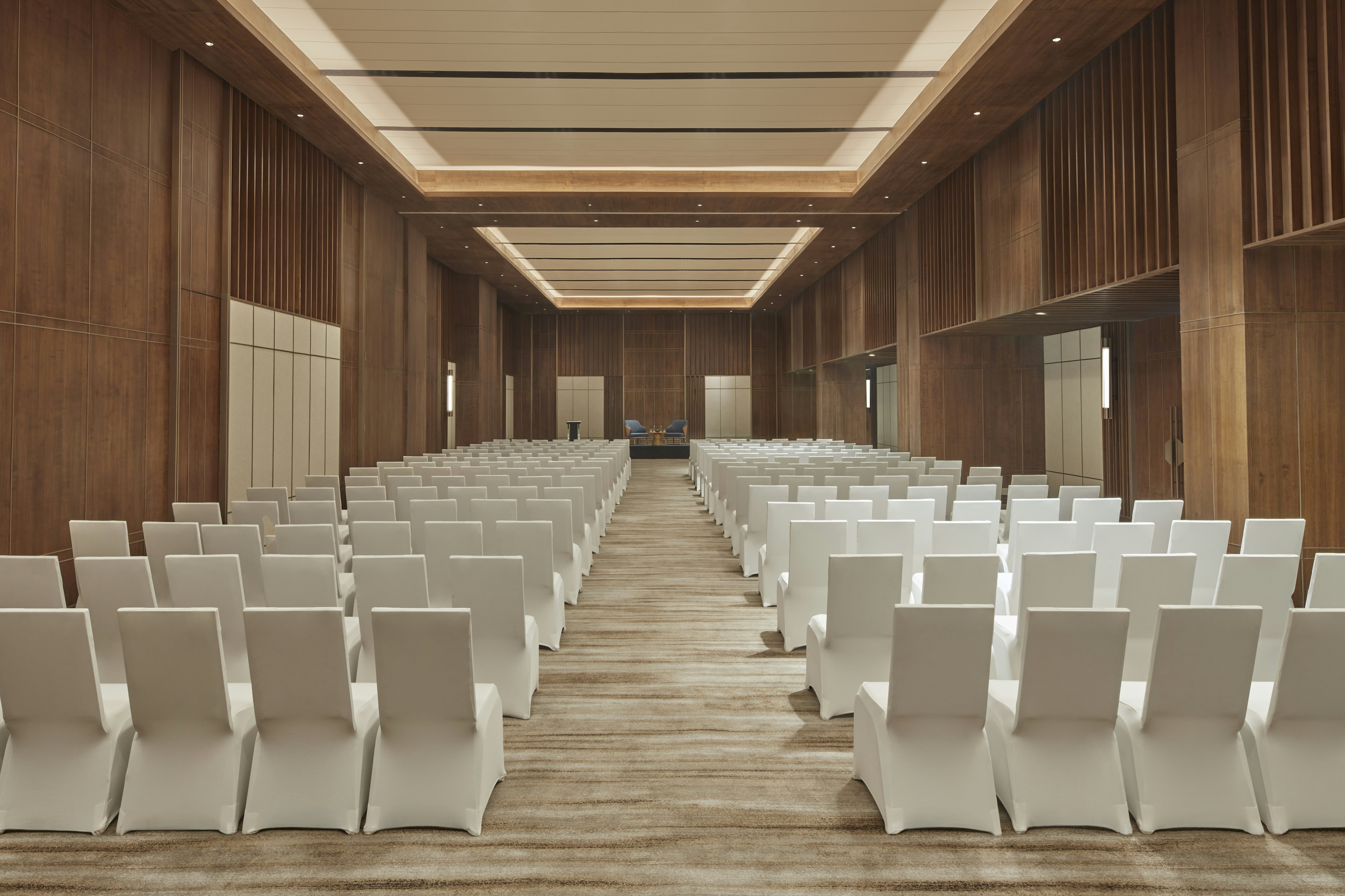 Hilton Gurugram Baani City Centre 54/60
