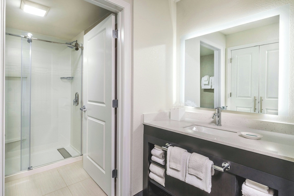 Residence Inn Worcester 50/55