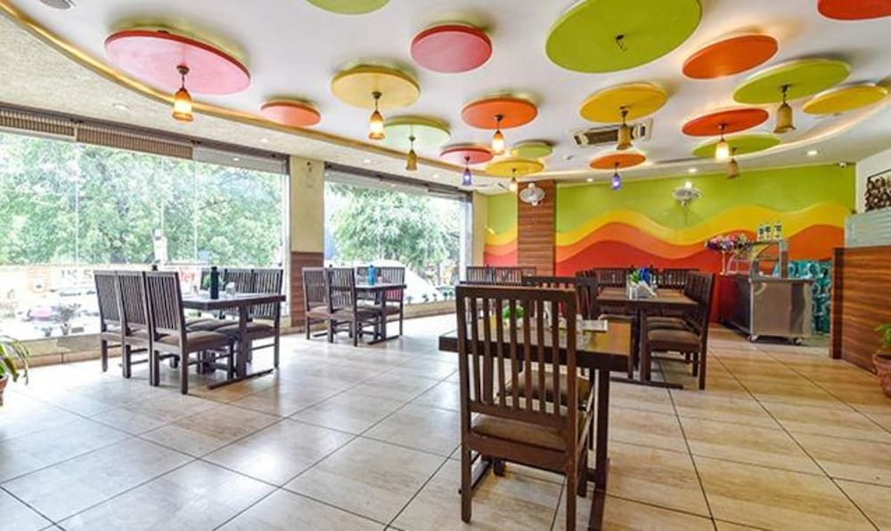Fabhotel Padmavati Palace 41/49