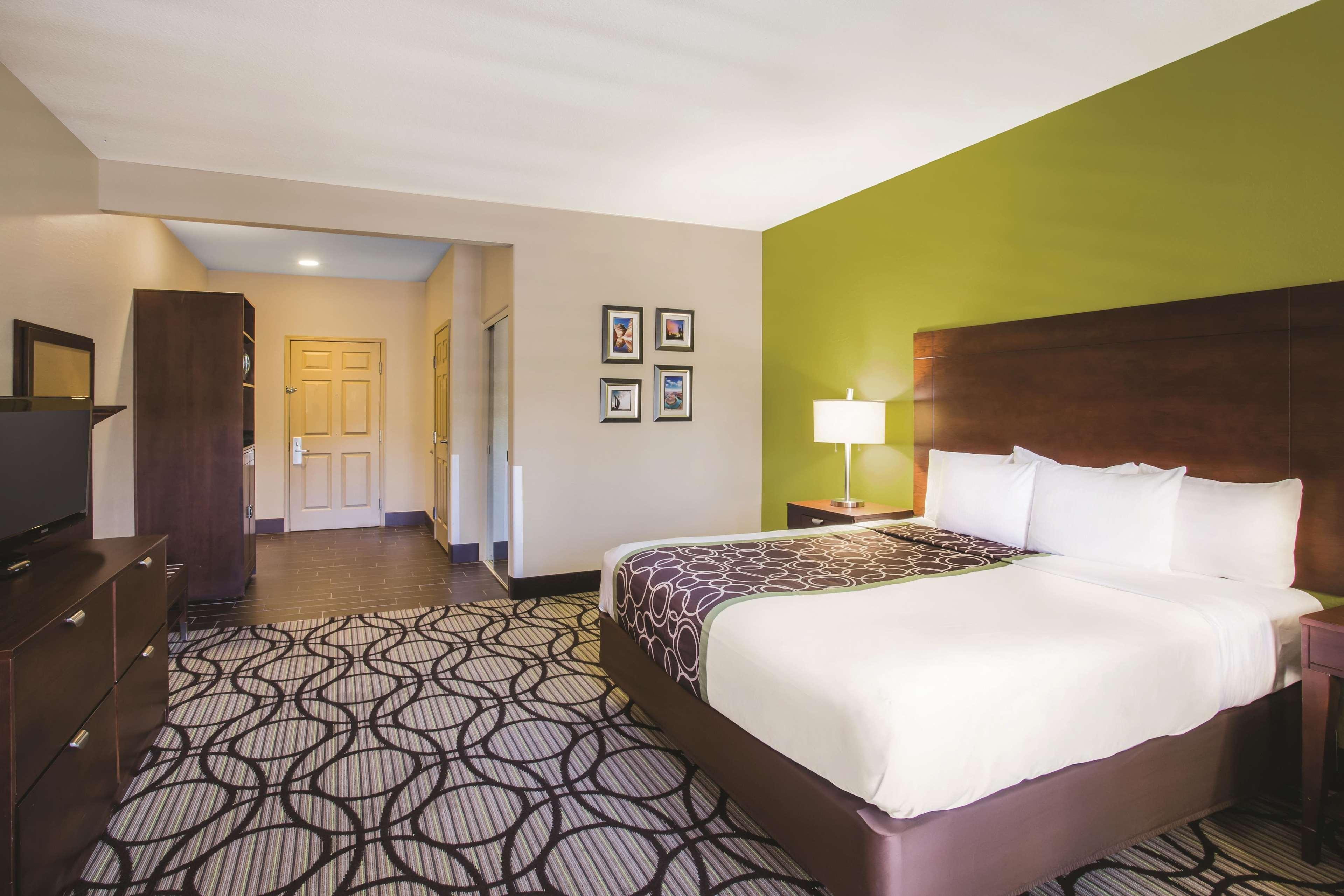Room, Double Bed