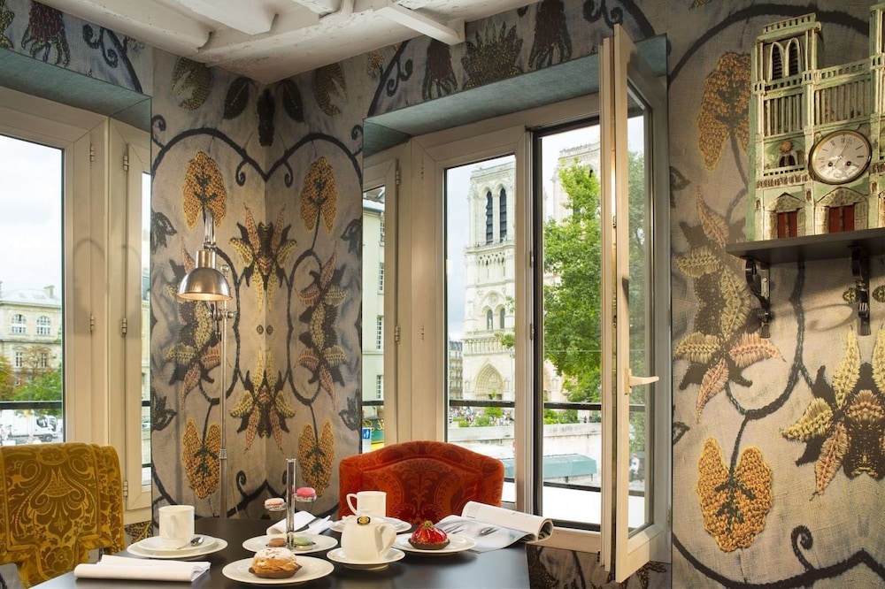 Hotel Le Notre Dame Saint Michel 46/63