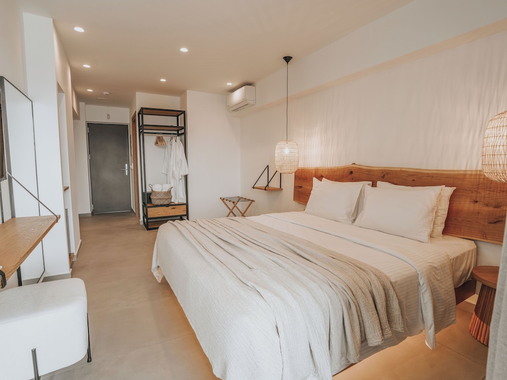 Junior Suite, Garden View