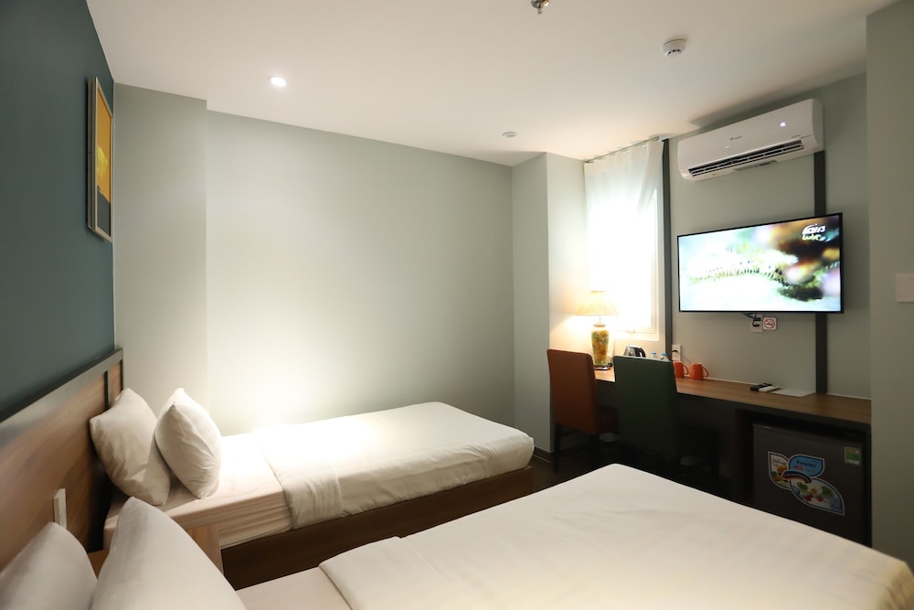 Lanura Apartments and Hotel 3/45