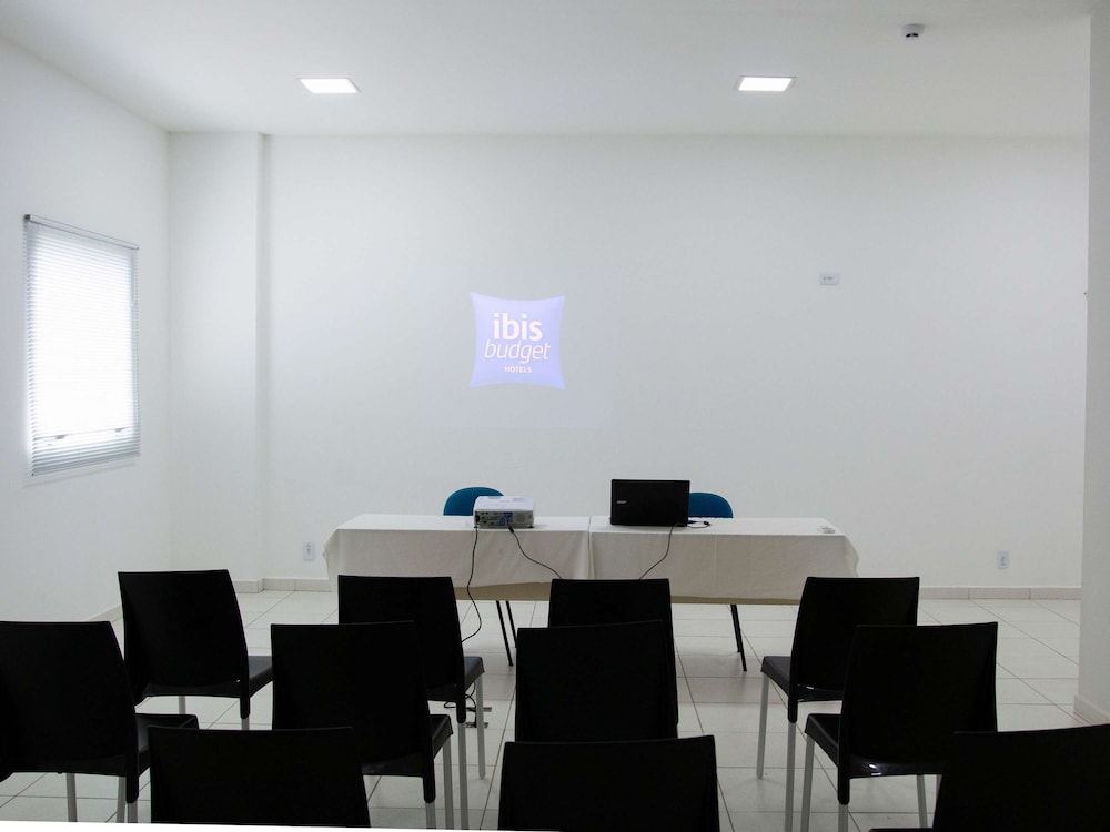 Ibis Budget Manhuacu 64/70