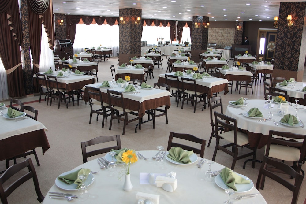 Rabis Hotel 36/45