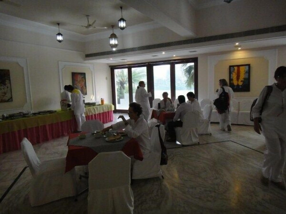 THE RADHA ASHOK 26/50