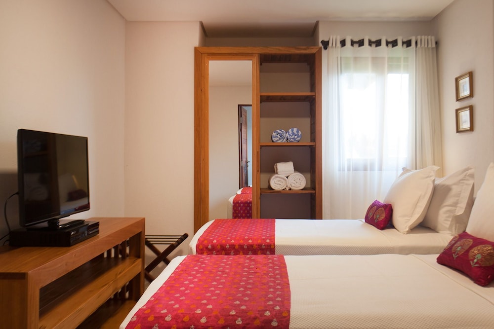 Zorah Beach Hotel 11/50