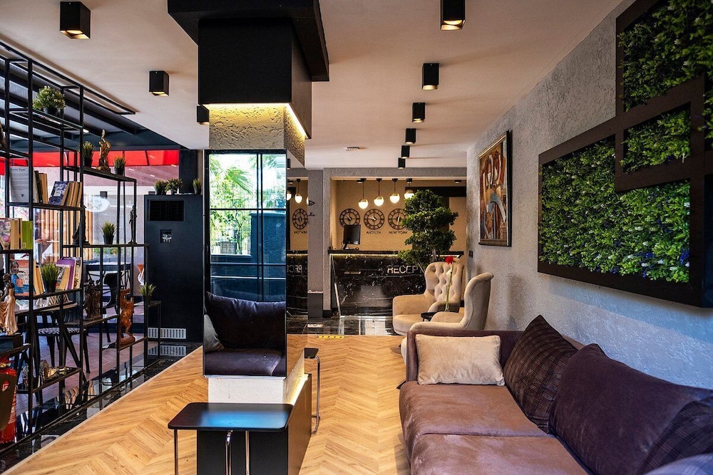 Mielo Lara Hotel 30/47