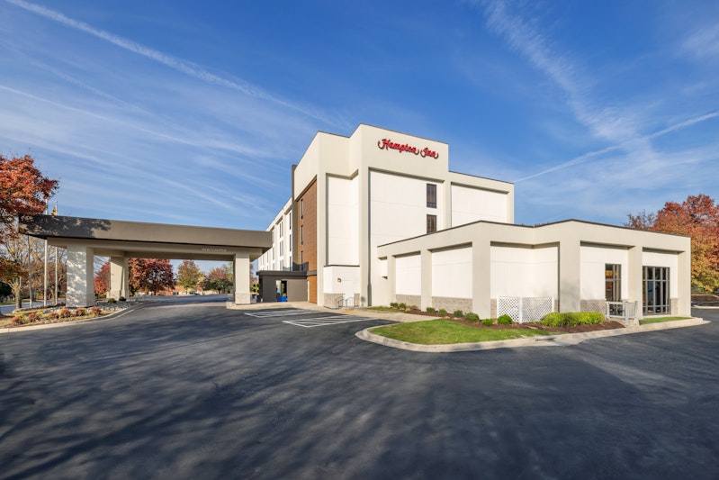HAMPTON INN COLUMBIA 44/46