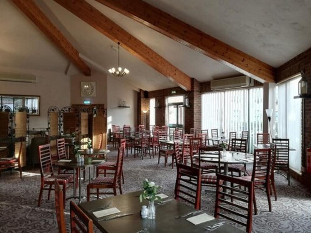 The Corn Mill Lodge Hotel 35/56