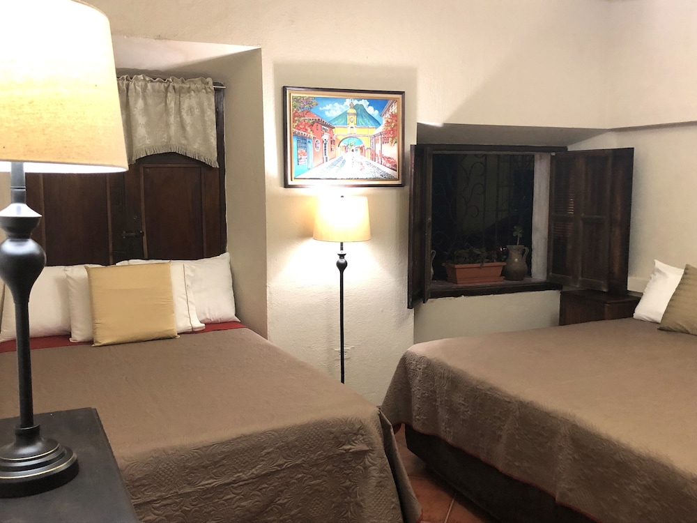 Hotel Mansion Del Rey 4/42