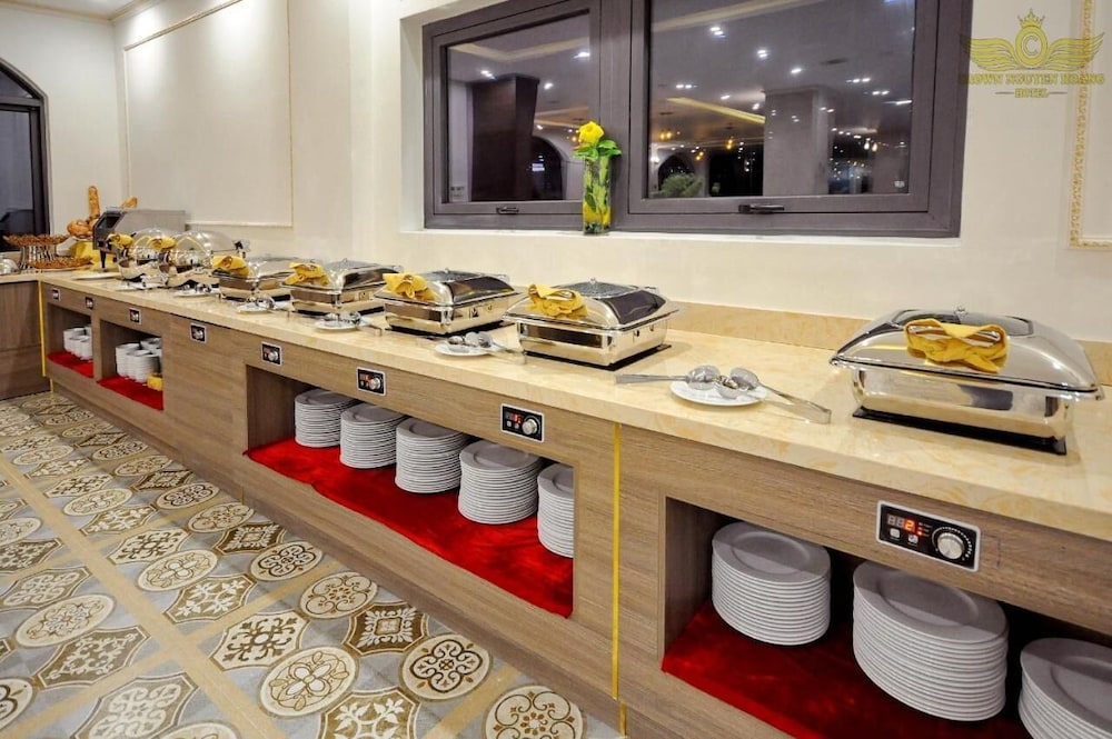 Crown Nguyen Hoang Hotel 11/58