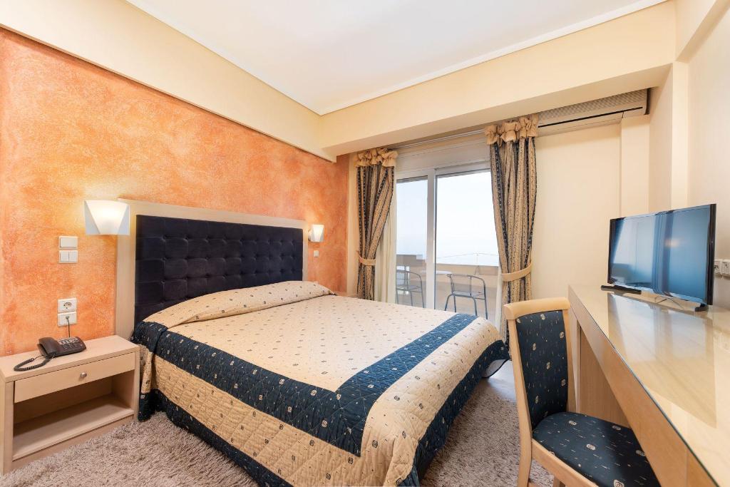 Standard, Twin Beds