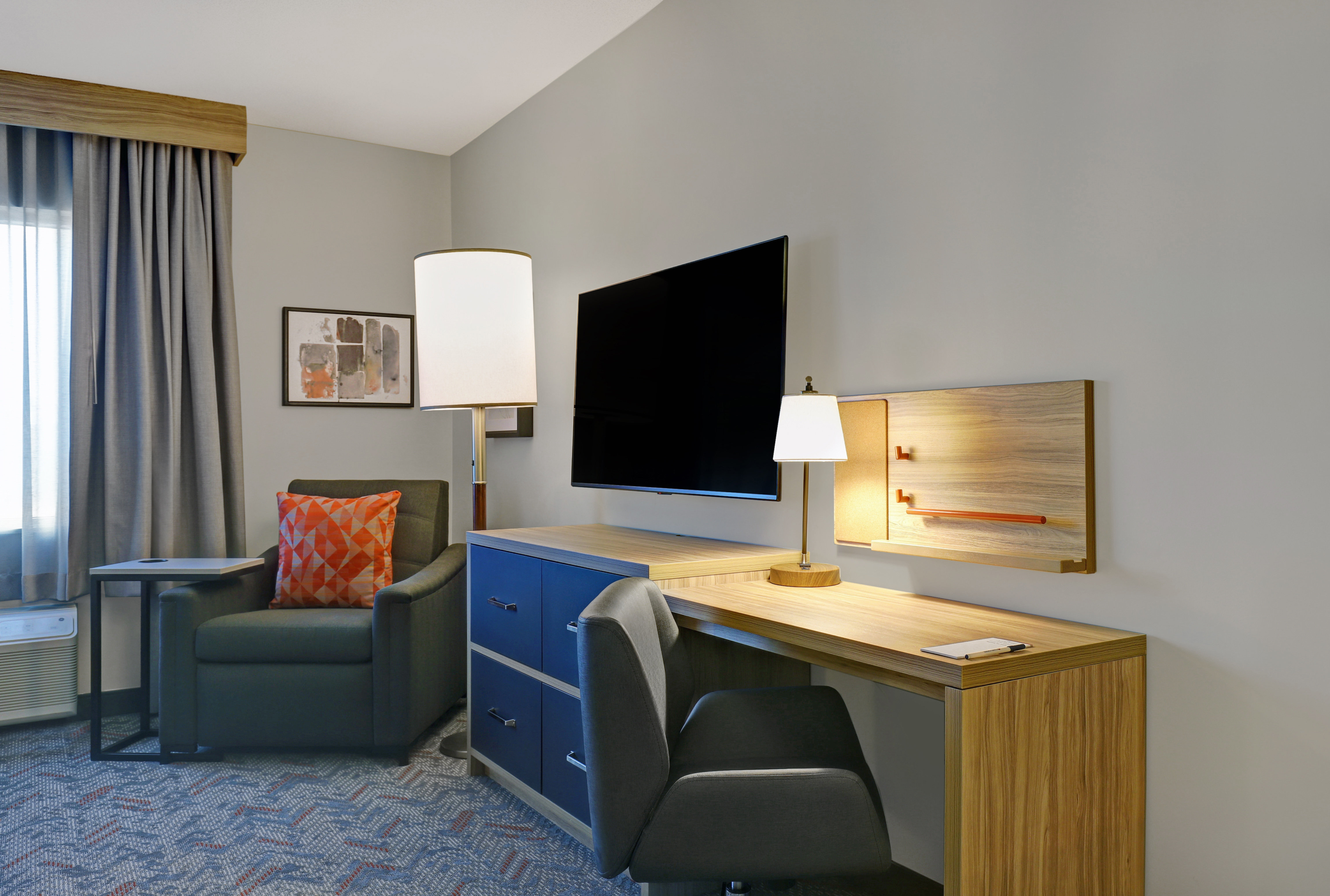 Candlewood Suites Kingston West 58/62