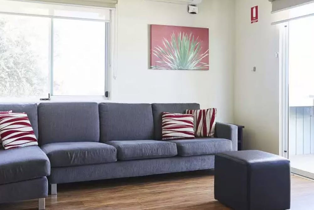 NRMA Victor Harbor Beachfront Holiday Park 40/71