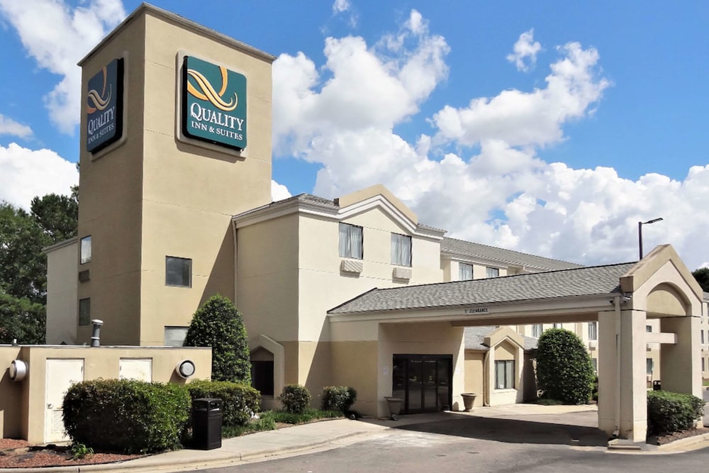 北罗利伊克诺套房酒店(Quality Inn & Suites Raleigh North) 图片2