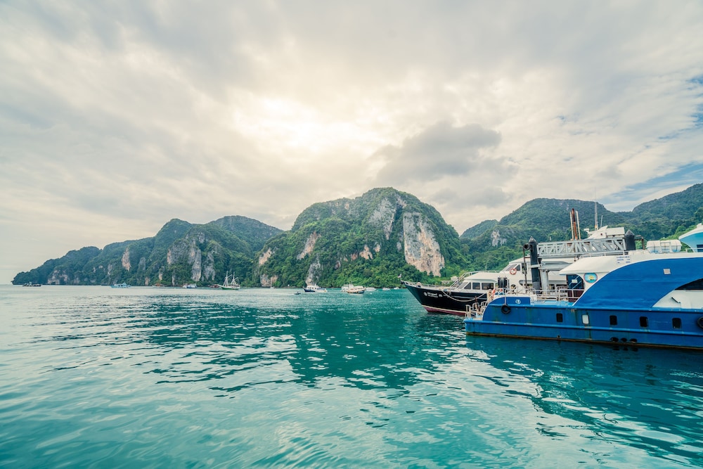 Phi Phi Andaman Legacy Resort 70/74